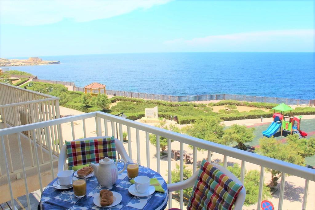 Bellavista - Comfortable Seafront Apartment With Central Heating - 3 Bedrooms, 2 Bathrooms Marsalforn Exterior foto